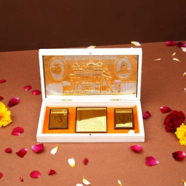 GuruNanak Dev Premium Pooja Gift Box with Floral Design