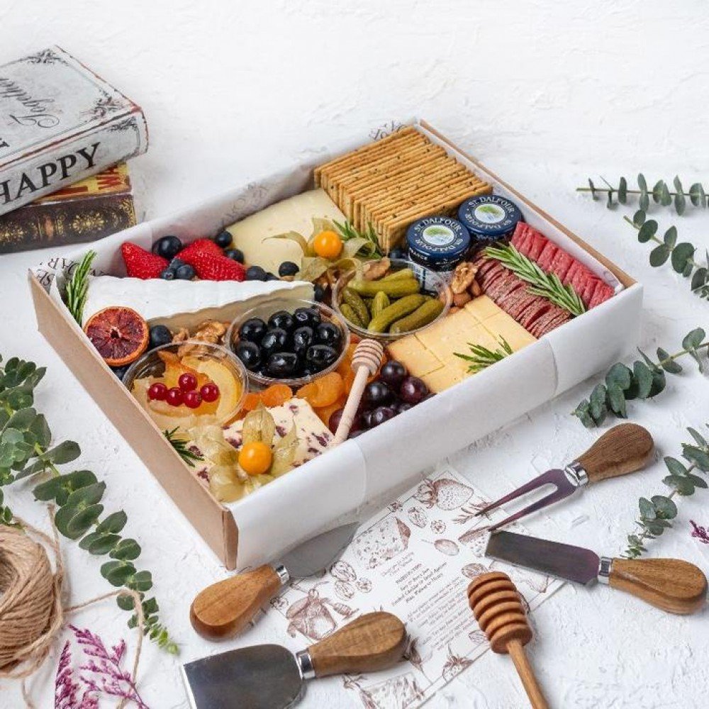 Deluxe Cheese Gift Hamper
